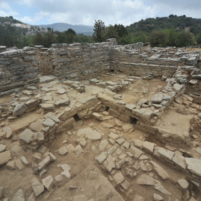 Κρήτη: Αποκαλύφθηκε παλάτι της υψηλής κοινωνίας του 2000 π.Χ. -Με ράμπες, διαμερίσματα, βωμούς