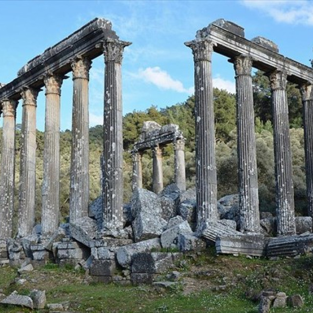 Αποκατάσταση και ανάδειξη αρχαίου ναού του Διός, στην Εύρωμο