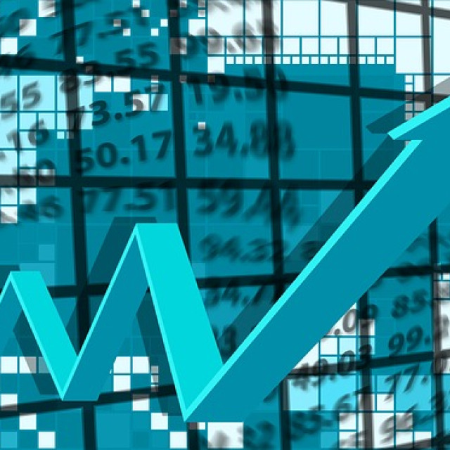 EΡΧΟΝΤΑΙ ΚΑΙ ΝΕΕΣ ΑΥΞΗΣΕΙΣ ΕΠΙΤΟΚΙΩΝ ΑΠΟ ΤΙΣ ΚΕΝΤΡΙΚΕΣ ΤΡΑΠΕΖΕΣ