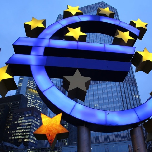 ΚΥΠΡΟΣ ΚΑΙ ΕΛΛΑΔΑ ΣΤΑΘΕΡΑ ΣΤΙΣ ΔΥΟ ΠΡΩΤΕΣ ΘΕΣΕΙΣ ΜΕ ΤΟ ΥΨΗΛΟΤΕΡΟ SOVEREIGN RISK ΜΕΤΑΞΥ ΤΩΝ ΧΩΡΩΝ ΤΗΣ ΕΥΡΩΖΩΝΗΣ: ΕΠΑΝΕΚΤΙΜΗΣΗ ΣΤΟΙΧΕΙΩΝ Γ΄ ΤΡΙΜΗΝΟΥ 2018 (ΝΟΕΜΒΡΙΟΣ 2018) 