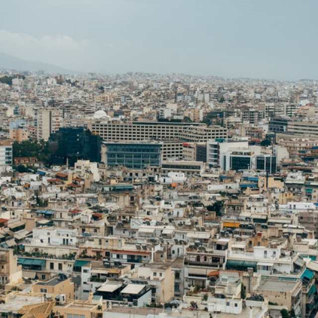 ΔΕΙΚΤΗΣ ΑΝΑΚΑΜΨΗΣ : ΤΟ ΟΙΚΟΝΟΜΙΚΟ ΚΛΙΜΑ ΣΤΗΝ ΕΛΛΑΔΑ ΒΕΛΤΙΩΝΕΤΑΙ ΑΝ ΚΑΙ Η ΑΝΑΚΑΜΨΗ ΕΠΙΔΕΙΝΩΝΕΤΑΙ