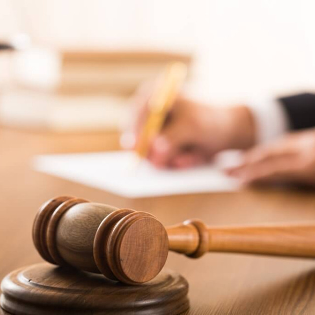 Η ΕΠΙΛΟΓΗ ΤΗΣ ΔΙΚΑΣΤΙΚΗΣ ΕΞΟΥΣΙΑΣ ΚΑΙ ΤΟ ΚΡΑΤΟΣ ΔΙΚΑΙΟΥ