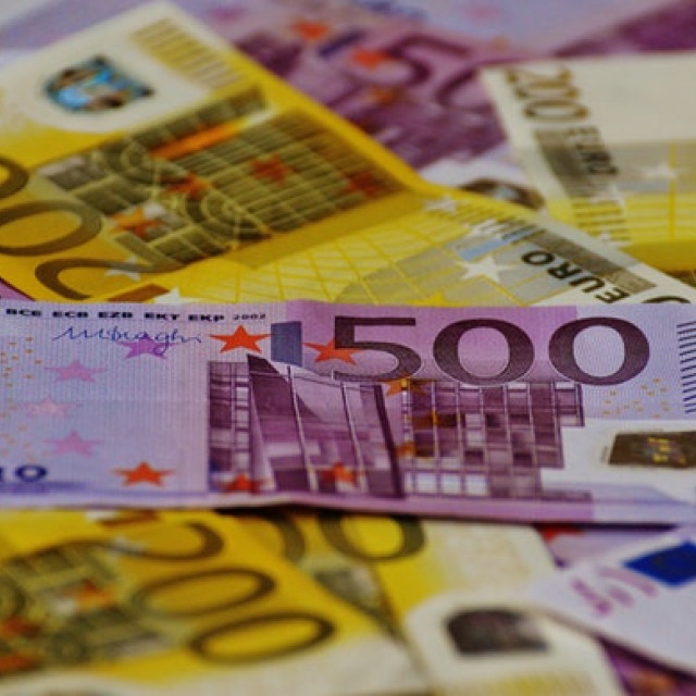 ΟΙ ΟΙΚΟΝΟΜΙΚΕΣ ΕΠΙΠΤΩΣΕΙΣ ΤΗΣ ΠΑΝΔΗΜΙΑΣ ΤΟΥ ΚΟΡΩΝΟΪΟΥ 