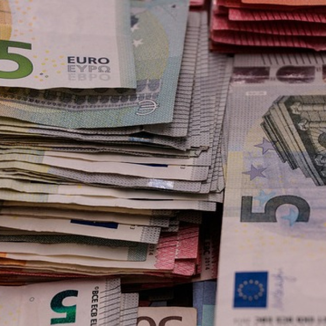 ΠΡΟΒΛΕΨΕΙΣ ΓΙΑ ΤΟΥΣ G7 ΚΑΙ ΤΗΝ ΕΥΡΩΖΩΝΗ