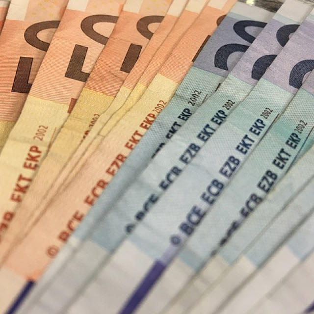 ΤΟ ΜΕΛΛΟΝ ΤΩΝ ΑΜΟΙΒΩΝ ΚΑΙ ΤΗΣ ΑΝΕΡΓΙΑΣ