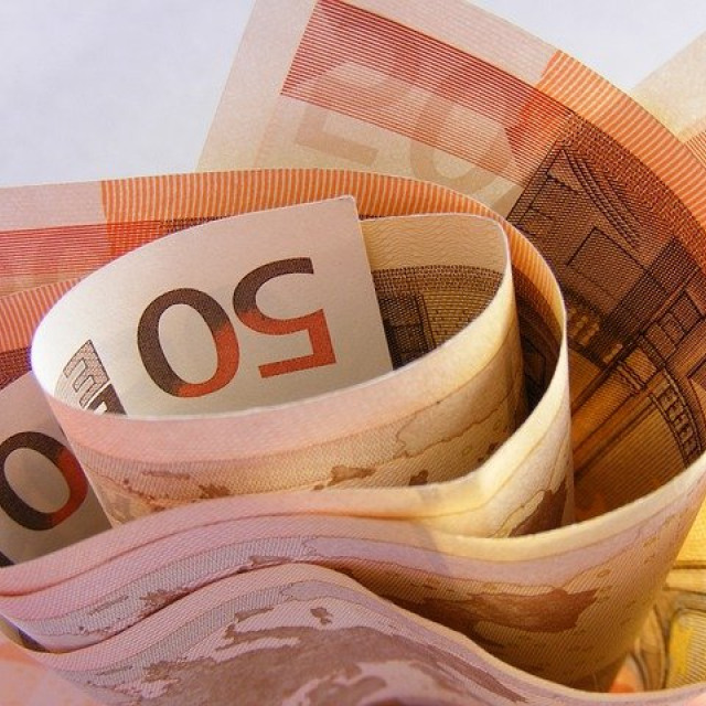 Η 21Η ΑΥΓΟΥΣΤΟΥ ΚΑΙ Η ΘΕΤΙΚΗ ΑΥΤΟΝΟΜΗΣΗ