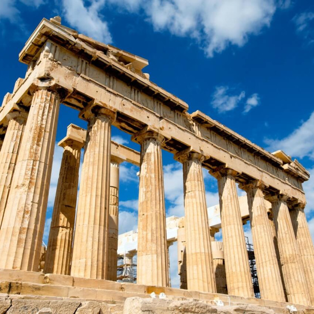 Ο ΔΑΙΜΟΝΑΣ ΤΗΣ ΕΞΟΔΟΥ