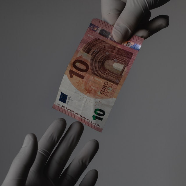 ΠΛΕΟΝΕΚΤΗΜΑΤΑ ΚΑΙ ΜΕΙΟΝΕΚΤΗΜΑΤΑ
