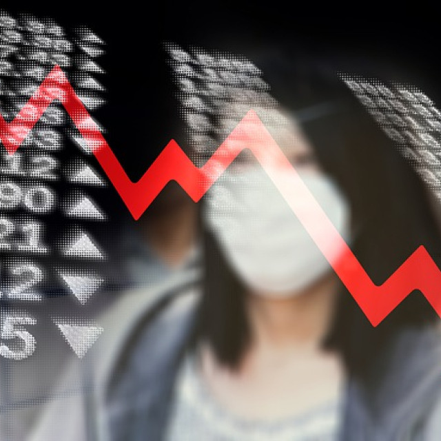 ΜΕΓΑΛΥΤΕΡΗ ΥΦΕΣΗ ΓΙΑ ΤΟ 2023 ΒΛΕΠΕΙ Η OXFORD ECONOMICS