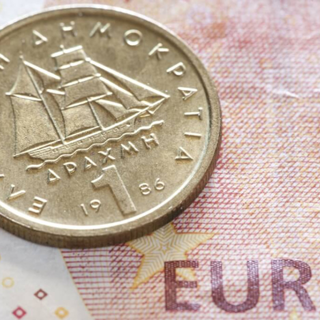 ΤΟ ΚΟΣΤΟΣ ΤΗΣ ΔΡΑΧΜΗΣ