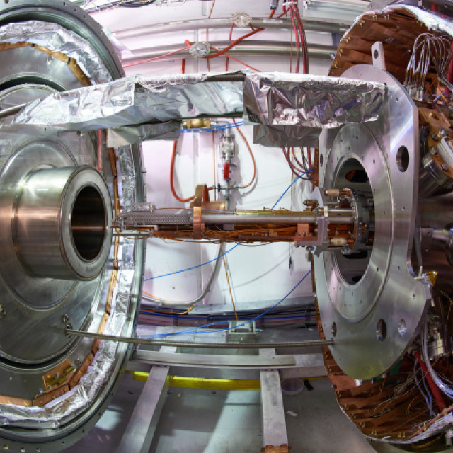 CERN: Υπόκειται η αντιύλη στη βαρύτητα;