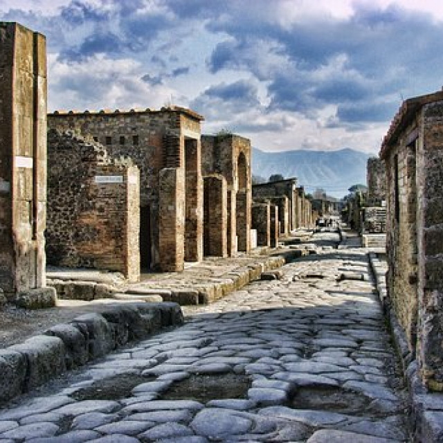 Ανακαλύφθηκαν καλοδιατηρημένα λείψανα στα ερείπια της Πομπηίας