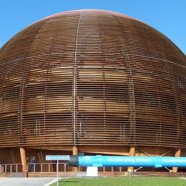 Ανακαλύφθηκαν στο CERN νέα «εξωτικά» σωματίδια
