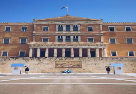Η «ΑΚΤΙΝΟΓΡΑΦΙΑ» ΤΟΥ ΠΡΟΫΠΟΛΟΓΙΣΜΟΥ: ΟΙ ΔΥΣΚΟΛΙΕΣ ΓΙΑ ΤΟ 2022