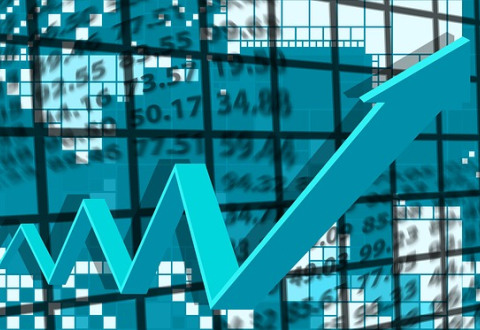 EΡΧΟΝΤΑΙ ΚΑΙ ΝΕΕΣ ΑΥΞΗΣΕΙΣ ΕΠΙΤΟΚΙΩΝ ΑΠΟ ΤΙΣ ΚΕΝΤΡΙΚΕΣ ΤΡΑΠΕΖΕΣ