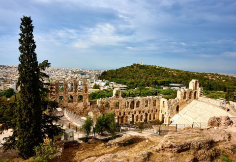 Η ΕΛΛΑΔΑ ΜΠΟΡΕΙ ΝΑ ΕΠΕΝΔΥΣΕΙ ΣΤΟΝ ΠΟΛΙΤΙΣΜΟ ΤΗΣ