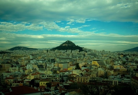 ΑΠΟ 7 ΚΥΜΑΤΑ Η ΣΥΜΠΕΡΙΦΟΡΑ ΤΗΣ ΕΛΛΗΝΙΚΗΣ ΚΟΙΝΩΝΙΑΣ – ΟΙ ΑΞΟΝΕΣ ΚΑΙ ΤΑ ΔΙΠΟΛΑ
