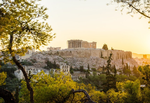 Η ΕΛΛΑΔΑ ΕΧΕΙ ΜΙΑ ΑΞΙΟΠΙΣΤΗ ΟΙΚΟΝΟΜΙΑ