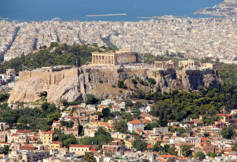 ΔΗΜΟΚΡΑΤΙΑ, ΟΙΚΟΝΟΜΙΑ ΚΑΙ ΜΝΗΜΟΝΙΑ