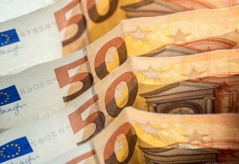 EΛΛΗΝΙΚΗ ΟΙΚΟΝΟΜΙΑ: ΠΟΥ ΒΛΕΠΟΥΝ 28 ΟΙΚΟΙ ΤΟ ΑΕΠ ΚΑΙ ΤΟΝ ΠΛΗΘΩΡΙΣΜΟ ΤΟ 2025 ΚΑΙ 2026