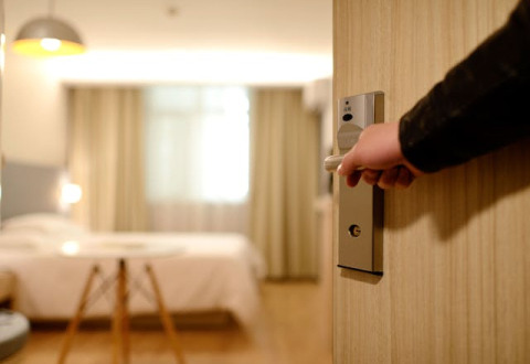 Ο ΡΟΛΟΣ ΤΟΥ «ROOMS DIVISION MANAGER» ΣΤΗΝ ΕΠΙΧΕΙΡΗΣΙΑΚΗ ΛΕΙΤΟΥΡΓΙΑ ΤΩΝ ΣΥΓΧΡΟΝΩΝ ΞΕΝΟΔΟΧΕΙΑΚΩΝ ΜΟΝΑΔΩΝ 
