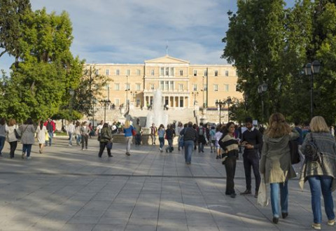 ΚΟΙΝΩΝΙΑ ΚΑΙ ΠΟΛΙΤΙΚΟ ΣΥΣΤΗΜΑ ΕΠΕΣΑΝ ΣΤΗΝ ΠΑΓΙΔΑ...