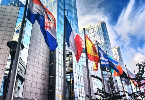 ΠΡΟΣΦΥΓΙΚΟ: ΜΙΑ ΕΥΡΩΠΑΪΚΗ ΚΡΙΣΗ ΑΣΦΑΛΕΙΑΣ