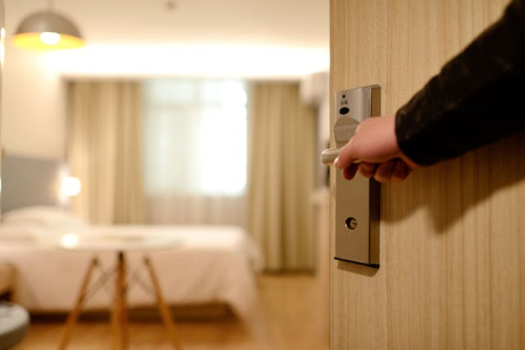 Ο ΡΟΛΟΣ ΤΟΥ «ROOMS DIVISION MANAGER» ΣΤΗΝ ΕΠΙΧΕΙΡΗΣΙΑΚΗ ΛΕΙΤΟΥΡΓΙΑ ΤΩΝ ΣΥΓΧΡΟΝΩΝ ΞΕΝΟΔΟΧΕΙΑΚΩΝ ΜΟΝΑΔΩΝ 