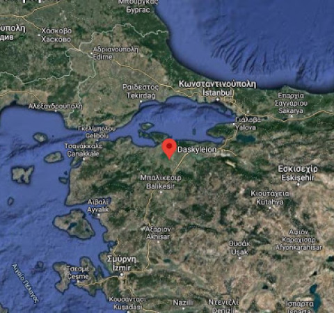 Βρέθηκε εντυπωσιακή πήλινη μάσκα του θεού Διονύσου στο αρχαίο Δασκύλιον