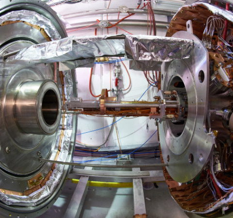 CERN: Υπόκειται η αντιύλη στη βαρύτητα;
