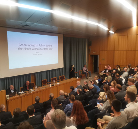 Ο νομπελίστας Οικονομολόγος και Καθηγητής J. Stiglitz στο ΕΚΠΑ