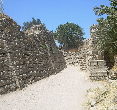 τροία
